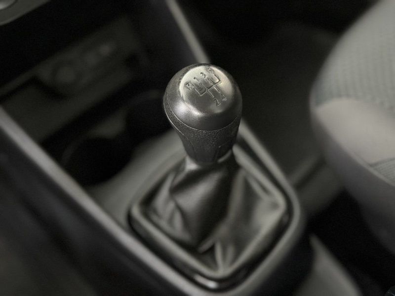 VOLKSWAGEN SAVEIRO ROBUST CS 1.6 2023 SÓ MOTOS E AUTOMÓVEIS SANTA CRUZ DO SUL / Carros no Vale