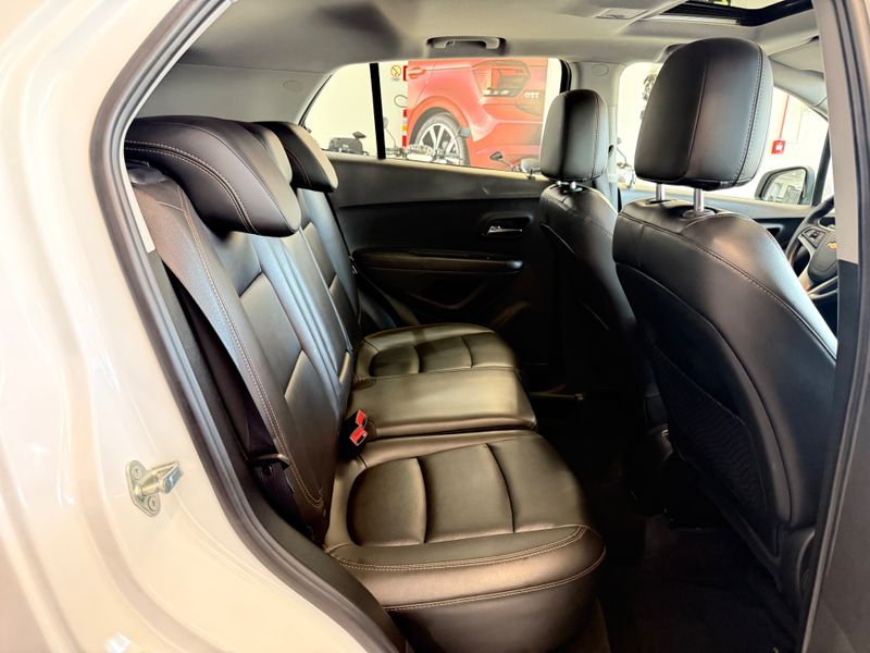 Chevrolet Tracker Premier 1.4 Turbo 16v 2017/2018 COVEL VEICULOS ENCANTADO / Carros no Vale