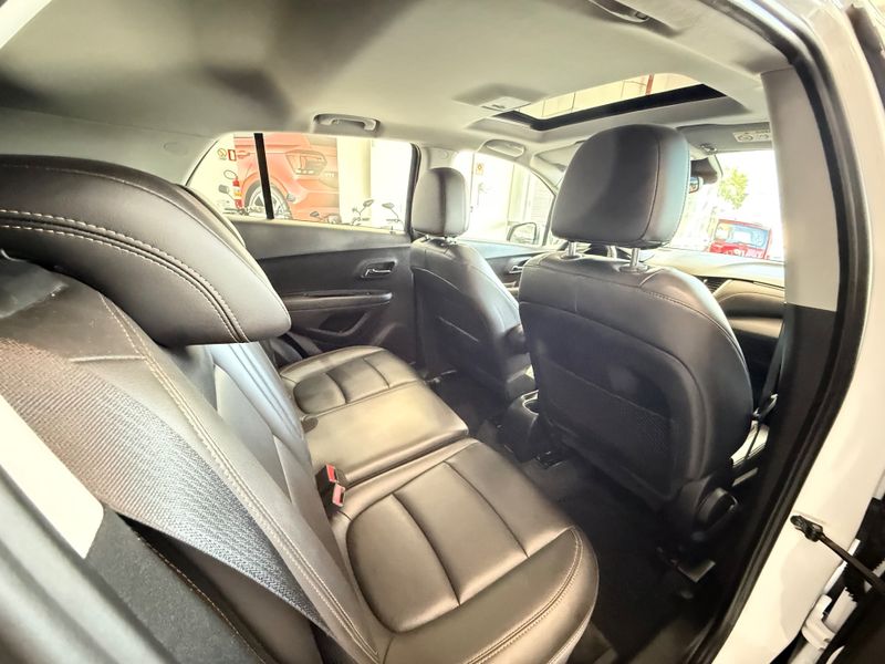 Chevrolet Tracker Premier 1.4 Turbo 16v 2017/2018 COVEL VEICULOS ENCANTADO / Carros no Vale