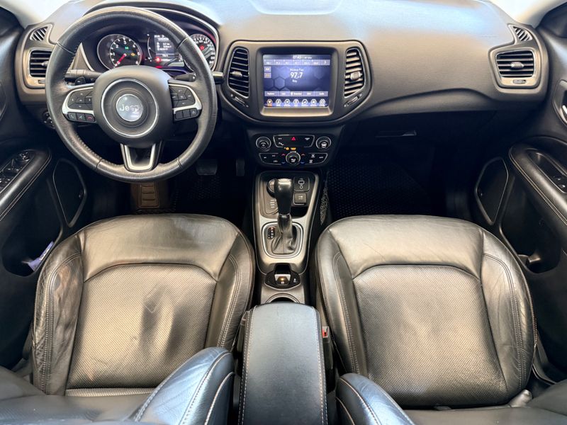 Jeep Compass Longitude 2.0 4×4 Dies 16v 2018/2018 COVEL VEICULOS ENCANTADO / Carros no Vale