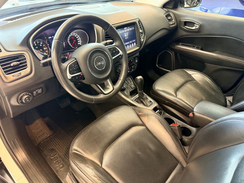 Jeep Compass Longitude 2.0 4×4 Dies 16v 2018/2018 COVEL VEICULOS ENCANTADO / Carros no Vale