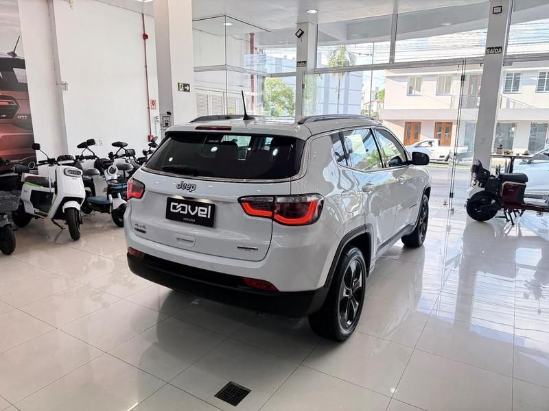 Jeep Compass Longitude 2.0 4×4 Dies 16v 2018/2018 COVEL VEICULOS ENCANTADO / Carros no Vale