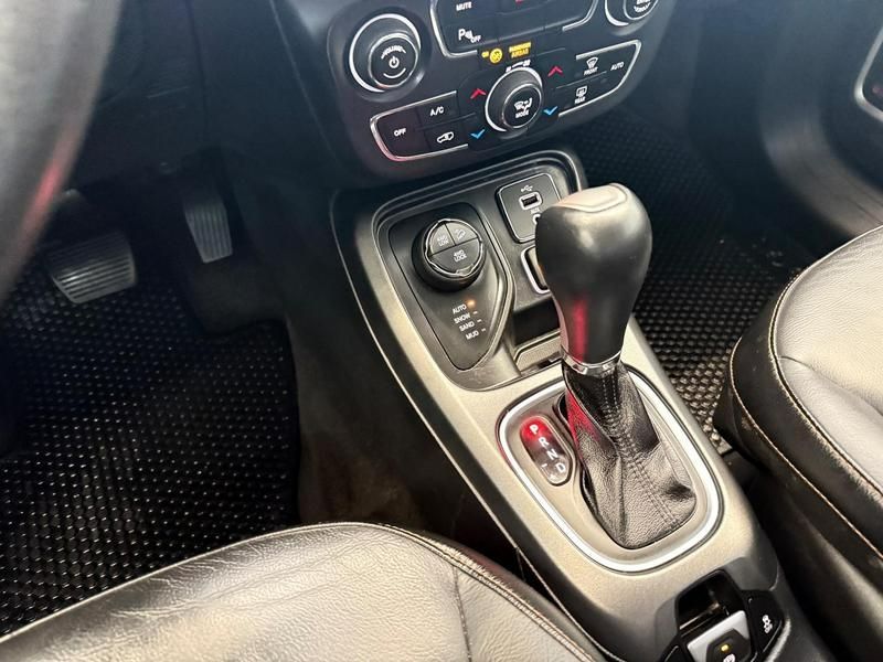 Jeep Compass Longitude 2.0 4×4 Dies 16v 2018/2018 COVEL VEICULOS ENCANTADO / Carros no Vale