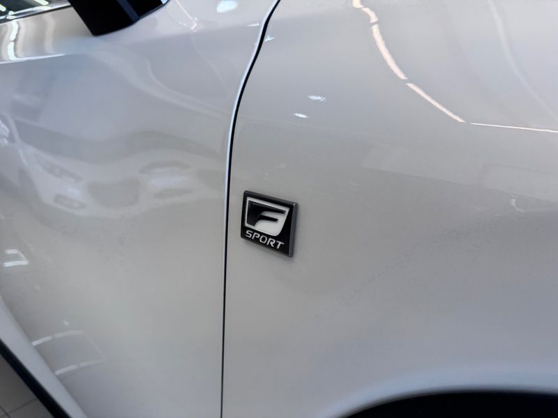 Lexus Nx300 F Sport 2018/2018 COVEL VEICULOS ENCANTADO / Carros no Vale