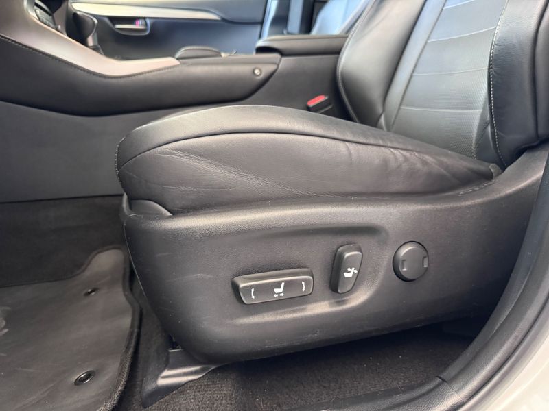 Lexus Nx300 F Sport 2018/2018 COVEL VEICULOS ENCANTADO / Carros no Vale