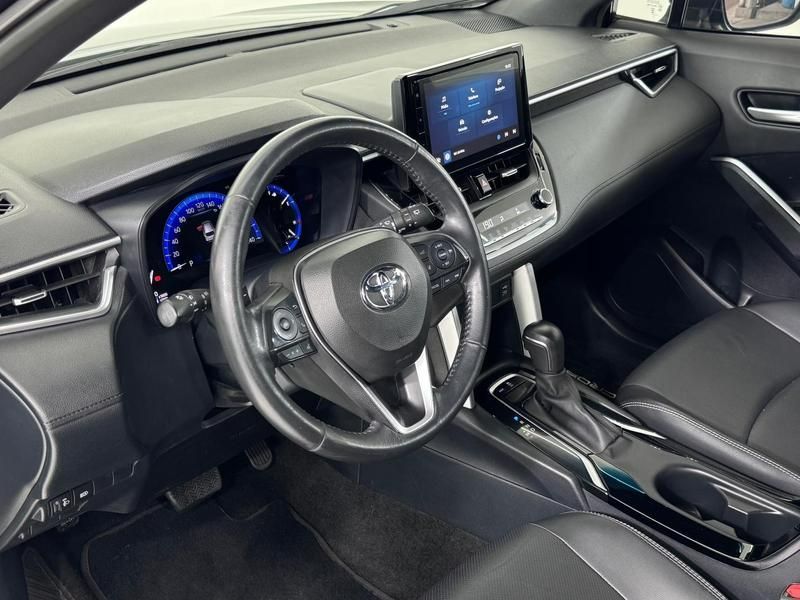 Toyota Corolla Cross Xre 2.0 16v 2023/2024 COVEL VEICULOS ENCANTADO / Carros no Vale