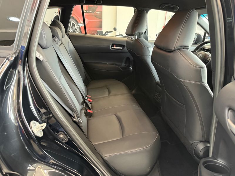 Toyota Corolla Cross Xre 2.0 16v 2023/2024 COVEL VEICULOS ENCANTADO / Carros no Vale