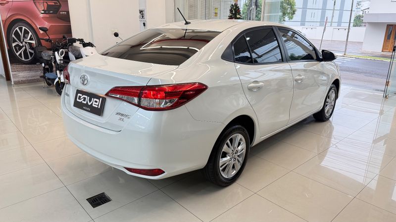 Toyota Yaris Xl Sedan 1.5 16v Mec. 2018/2019 COVEL VEICULOS ENCANTADO / Carros no Vale