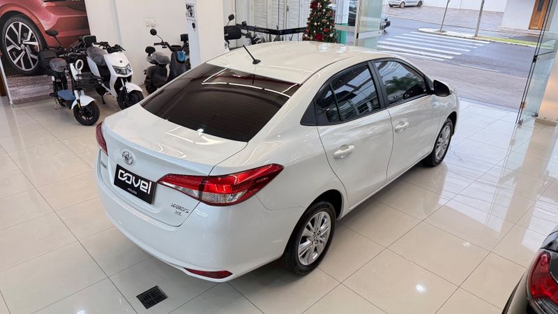 Toyota Yaris Xl Sedan 1.5 16v Mec. 2018/2019 COVEL VEICULOS ENCANTADO / Carros no Vale