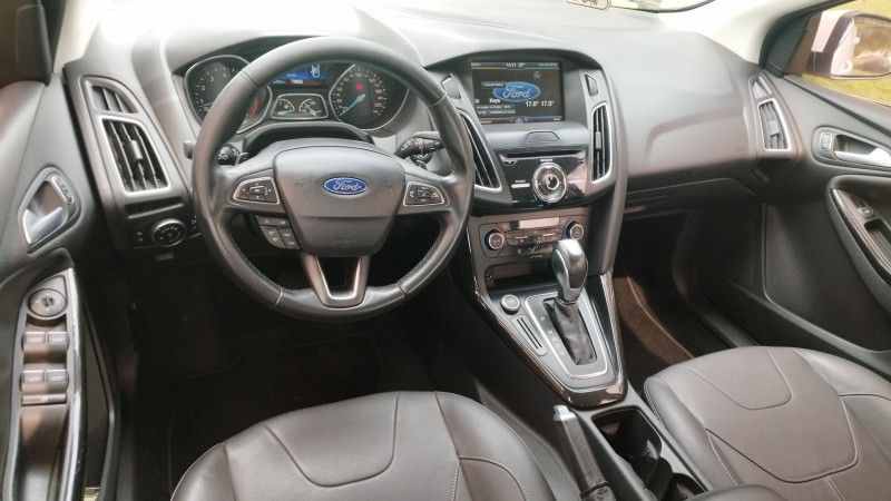 Ford FOCUS TITANIUM 2.0 2016 GRASSI VEÍCULOS LAJEADO / Carros no Vale