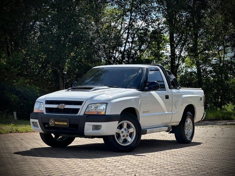 Chevrolet S10 ADVANTAGE 2.4 2009 NEUMANN VEÍCULOS ARROIO DO MEIO / Carros no Vale