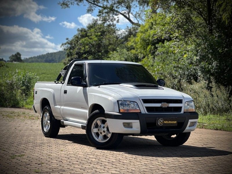 Chevrolet S10 ADVANTAGE 2.4 2009 NEUMANN VEÍCULOS ARROIO DO MEIO / Carros no Vale
