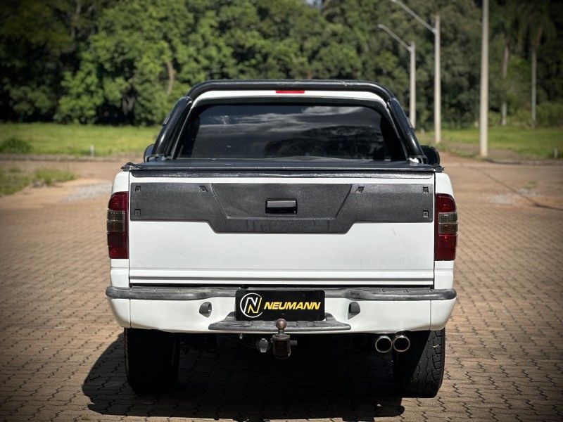 Chevrolet S10 ADVANTAGE 2.4 2009 NEUMANN VEÍCULOS ARROIO DO MEIO / Carros no Vale