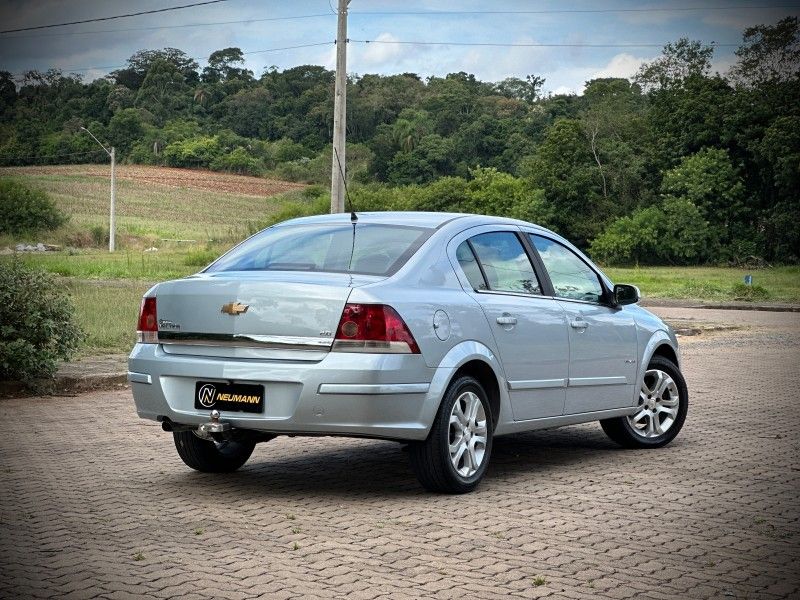 Chevrolet VECTRA ELEGANCE 2.0 2010 NEUMANN VEÍCULOS ARROIO DO MEIO / Carros no Vale