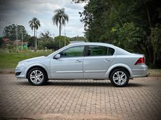 Chevrolet VECTRA ELEGANCE 2.0 2010 NEUMANN VEÍCULOS ARROIO DO MEIO / Carros no Vale
