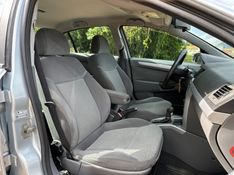 Chevrolet VECTRA ELEGANCE 2.0 2010 NEUMANN VEÍCULOS ARROIO DO MEIO / Carros no Vale
