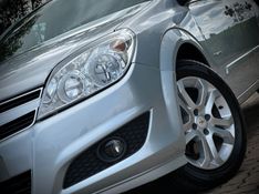 Chevrolet VECTRA ELEGANCE 2.0 2010 NEUMANN VEÍCULOS ARROIO DO MEIO / Carros no Vale