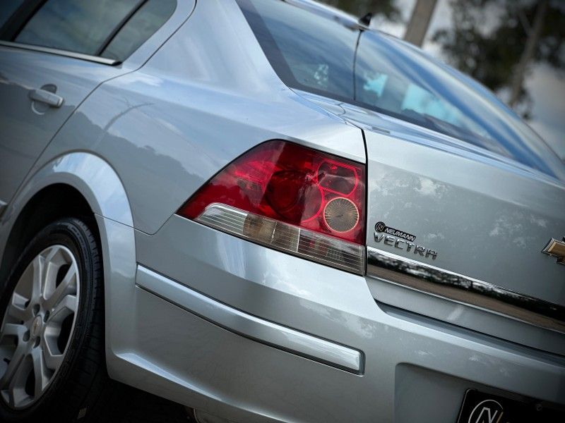 Chevrolet VECTRA ELEGANCE 2.0 2010 NEUMANN VEÍCULOS ARROIO DO MEIO / Carros no Vale