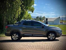 Fiat TORO VOLCANO 2.0 2022 NEUMANN VEÍCULOS ARROIO DO MEIO / Carros no Vale