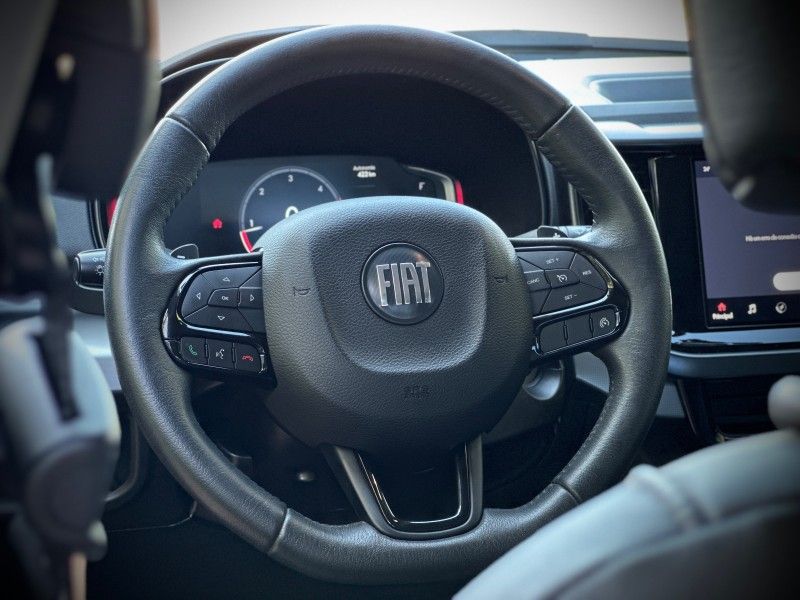 Fiat TORO VOLCANO 2.0 2022 NEUMANN VEÍCULOS ARROIO DO MEIO / Carros no Vale