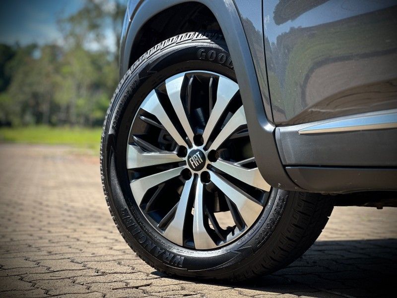 Fiat TORO VOLCANO 2.0 2022 NEUMANN VEÍCULOS ARROIO DO MEIO / Carros no Vale