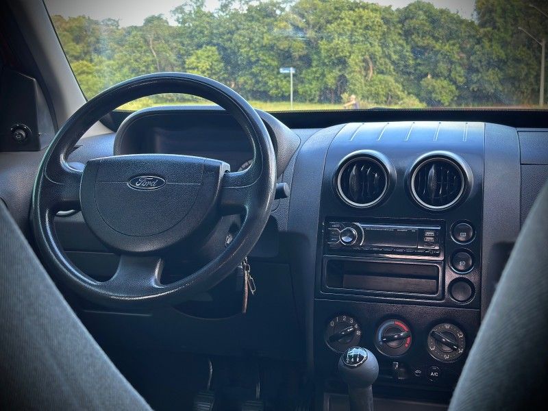 Ford ECOSPORT XLS 1.6 2004 NEUMANN VEÍCULOS ARROIO DO MEIO / Carros no Vale Ford ECOSPORT XLS 1.6 2004 NEUMANN VEÍCULOS ARROIO DO MEIO / Carros no Vale