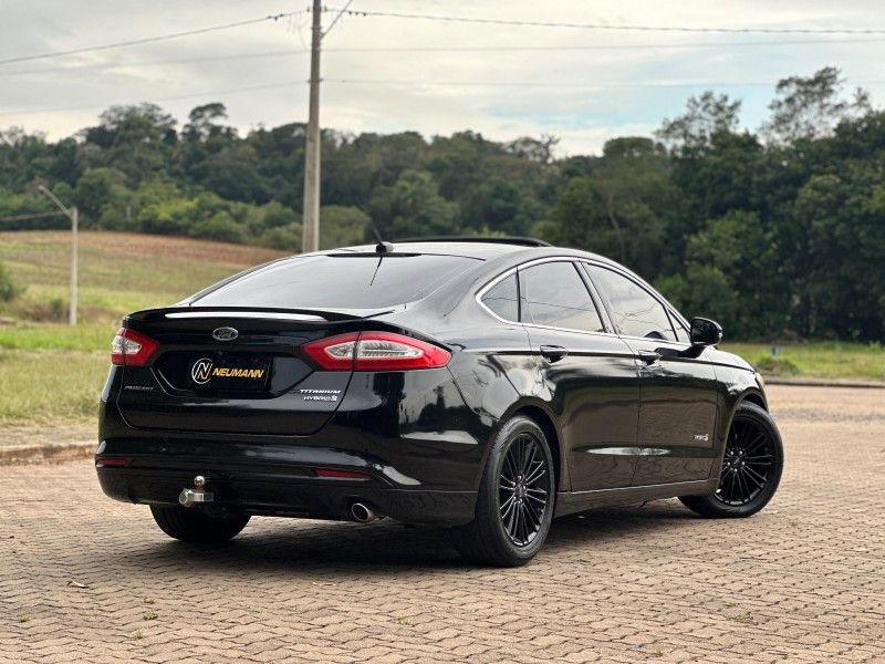 Ford FUSION TITANIUM HYBRID 2.0 2016 NEUMANN VEÍCULOS ARROIO DO MEIO / Carros no Vale