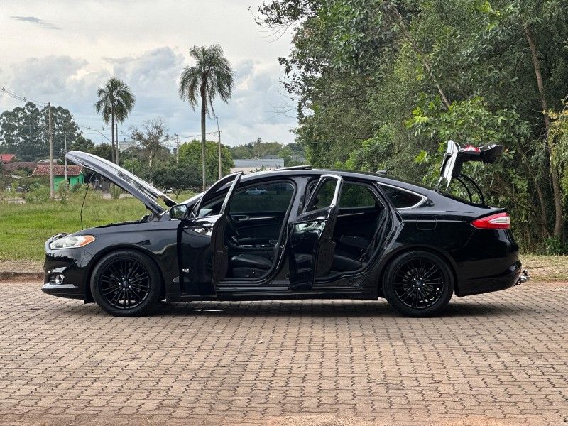 Ford FUSION TITANIUM HYBRID 2.0 2016 NEUMANN VEÍCULOS ARROIO DO MEIO / Carros no Vale