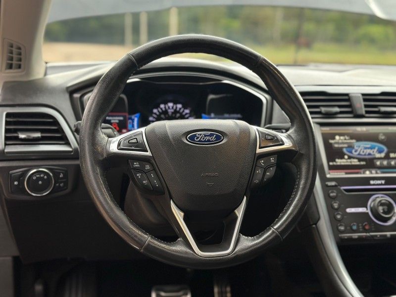 Ford FUSION TITANIUM HYBRID 2.0 2016 NEUMANN VEÍCULOS ARROIO DO MEIO / Carros no Vale