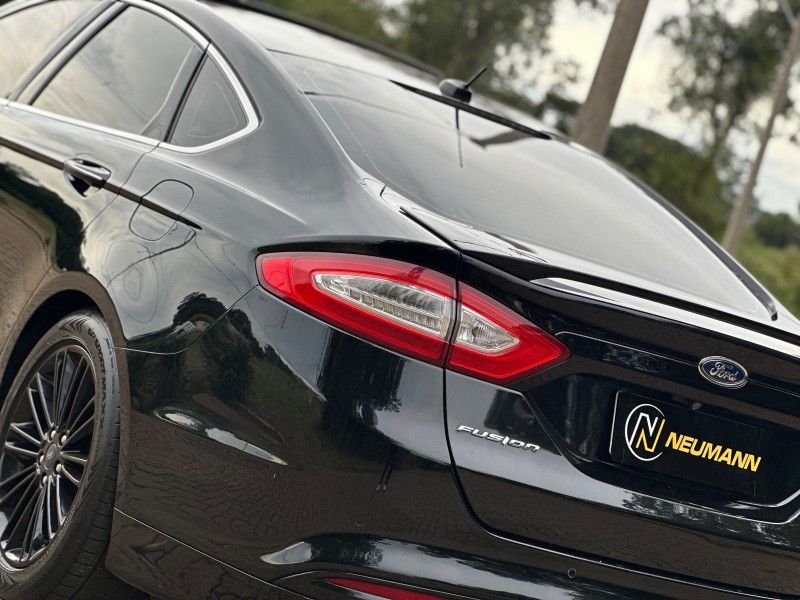 Ford FUSION TITANIUM HYBRID 2.0 2016 NEUMANN VEÍCULOS ARROIO DO MEIO / Carros no Vale
