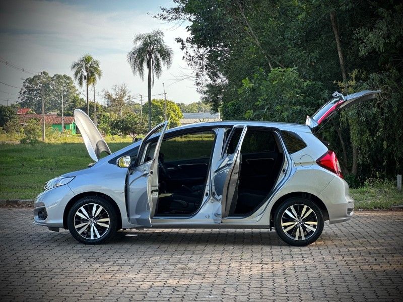 Honda FIT EX 1.5 2020 NEUMANN VEÍCULOS ARROIO DO MEIO / Carros no Vale Honda FIT EX 1.5 2020 NEUMANN VEÍCULOS ARROIO DO MEIO / Carros no Vale