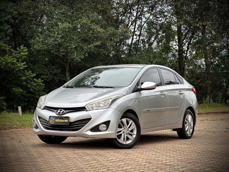 Hyundai HB20S PREMIUM 1.6 2014 NEUMANN VEÍCULOS ARROIO DO MEIO / Carros no Vale Hyundai HB20S PREMIUM 1.6 2014 NEUMANN VEÍCULOS ARROIO DO MEIO / Carros no Vale