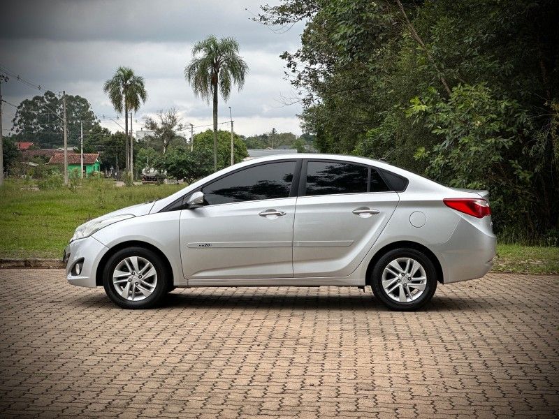 Hyundai HB20S PREMIUM 1.6 2014 NEUMANN VEÍCULOS ARROIO DO MEIO / Carros no Vale Hyundai HB20S PREMIUM 1.6 2014 NEUMANN VEÍCULOS ARROIO DO MEIO / Carros no Vale