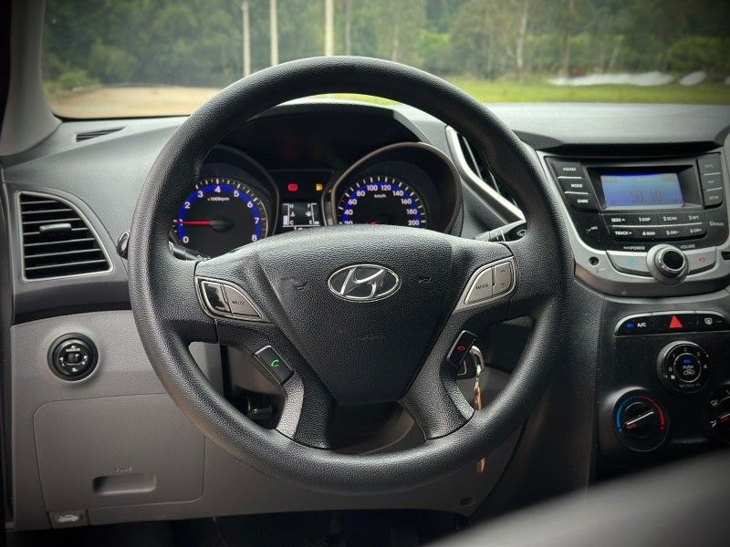 Hyundai HB20S PREMIUM 1.6 2014 NEUMANN VEÍCULOS ARROIO DO MEIO / Carros no Vale Hyundai HB20S PREMIUM 1.6 2014 NEUMANN VEÍCULOS ARROIO DO MEIO / Carros no Vale