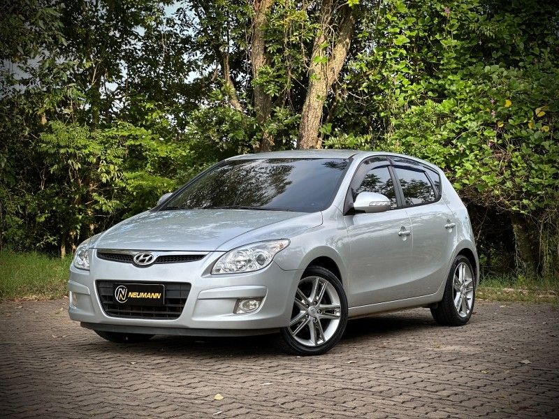 Hyundai I30 2.0 2010 NEUMANN VEÍCULOS ARROIO DO MEIO / Carros no Vale