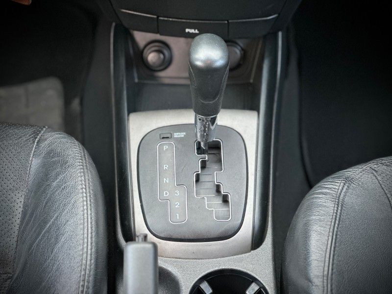 Hyundai I30 2.0 2010 NEUMANN VEÍCULOS ARROIO DO MEIO / Carros no Vale