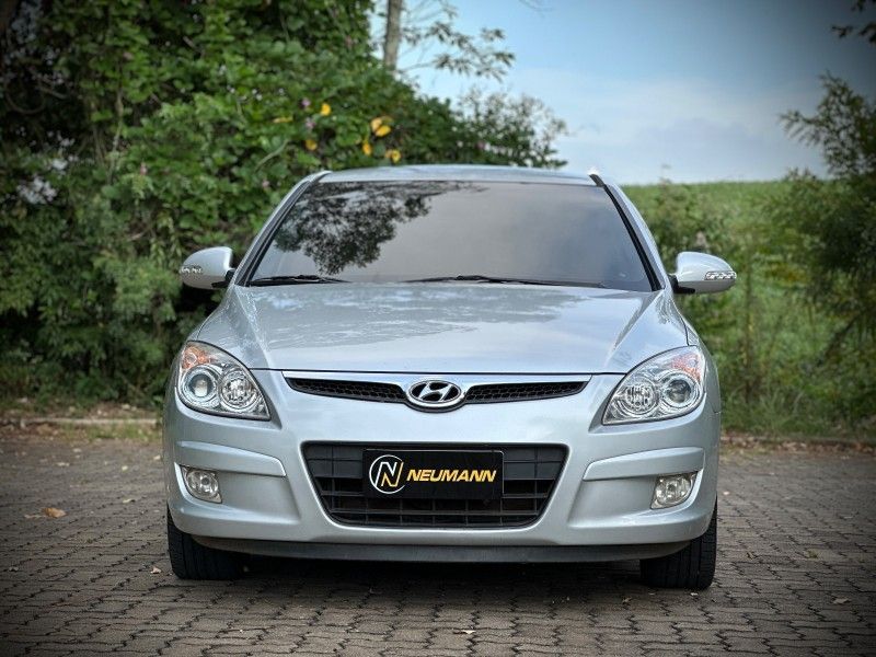 Hyundai I30 2.0 2010 NEUMANN VEÍCULOS ARROIO DO MEIO / Carros no Vale