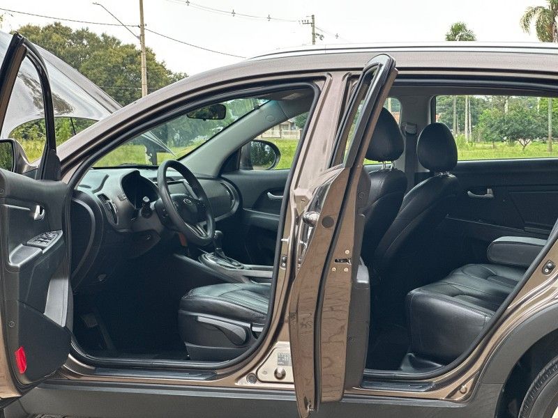 Kia SPORTAGE LX 2.0 2014 NEUMANN VEÍCULOS ARROIO DO MEIO / Carros no Vale