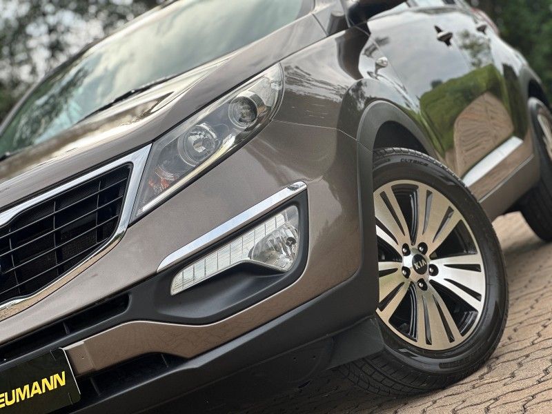 Kia SPORTAGE LX 2.0 2014 NEUMANN VEÍCULOS ARROIO DO MEIO / Carros no Vale