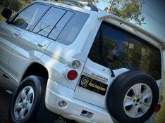 Mitsubishi PAJERO TR4 2.0 2009 NEUMANN VEÍCULOS ARROIO DO MEIO / Carros no Vale