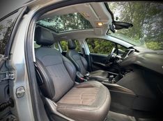 Peugeot 2008 GRIFFE 1.6 2017 NEUMANN VEÍCULOS ARROIO DO MEIO / Carros no Vale