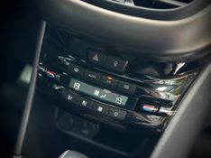 Peugeot 2008 GRIFFE 1.6 2017 NEUMANN VEÍCULOS ARROIO DO MEIO / Carros no Vale