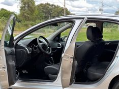 Peugeot 207 XS 1.6 2011 NEUMANN VEÍCULOS ARROIO DO MEIO / Carros no Vale