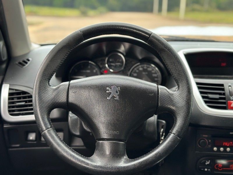 Peugeot 207 XS 1.6 2011 NEUMANN VEÍCULOS ARROIO DO MEIO / Carros no Vale Peugeot 207 XS 1.6 2011 NEUMANN VEÍCULOS ARROIO DO MEIO / Carros no Vale