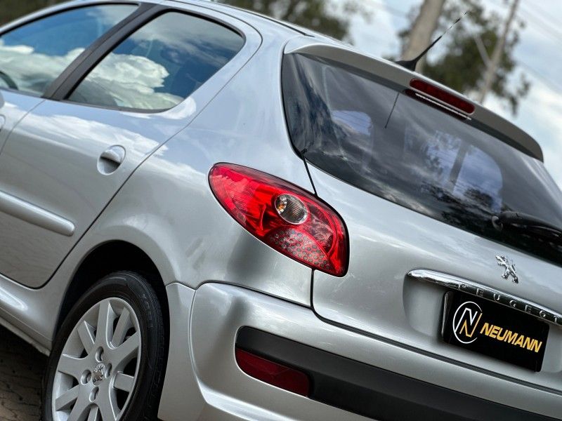 Peugeot 207 XS 1.6 2011 NEUMANN VEÍCULOS ARROIO DO MEIO / Carros no Vale Peugeot 207 XS 1.6 2011 NEUMANN VEÍCULOS ARROIO DO MEIO / Carros no Vale