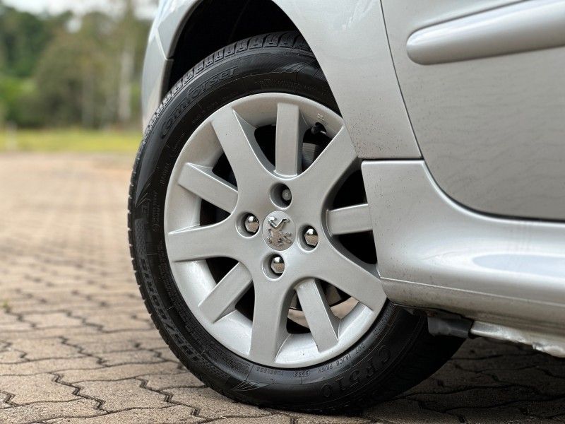 Peugeot 207 XS 1.6 2011 NEUMANN VEÍCULOS ARROIO DO MEIO / Carros no Vale Peugeot 207 XS 1.6 2011 NEUMANN VEÍCULOS ARROIO DO MEIO / Carros no Vale