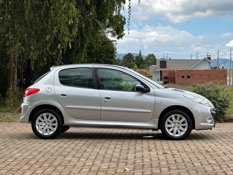 Peugeot 207 XS 1.6 2011 NEUMANN VEÍCULOS ARROIO DO MEIO / Carros no Vale Peugeot 207 XS 1.6 2011 NEUMANN VEÍCULOS ARROIO DO MEIO / Carros no Vale