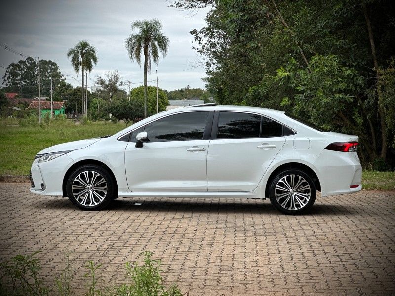 Toyota COROLLA ALTIS 2.0 2023 NEUMANN VEÍCULOS ARROIO DO MEIO / Carros no Vale