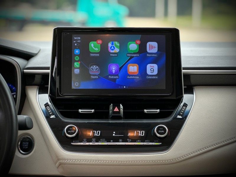 Toyota COROLLA ALTIS 2.0 2023 NEUMANN VEÍCULOS ARROIO DO MEIO / Carros no Vale