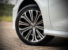 Toyota COROLLA ALTIS 2.0 2023 NEUMANN VEÍCULOS ARROIO DO MEIO / Carros no Vale